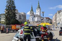 Žilina zažila deň hasičov. Námestie zaplnili deti aj záchranárska technika