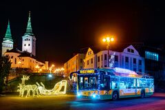Žilina má najkrajší vianočný trolejbus roka 2025
