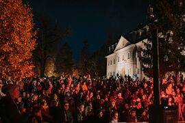 Pirátska výprava, tekvičky a ohňová šou. Svetlonos opäť oživí park Château Gbeľany – fotogaléria