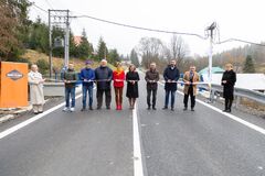 Bezpečnejšia cesta cez Zázrivú. Most ponad Demkovský potok prešiel obnovou