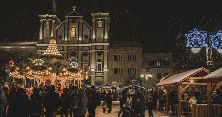 Advent sa blíži: Stánky na vianočných trhoch v Žiline sa otvárajú už o 20 dní. Aký program nás tento rok čaká?