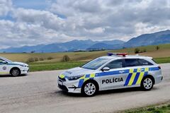 Podvodníci sa vydávali za policajtov. Obec v Žilinskom okrese prišla o viac ako 77-tisíc eur