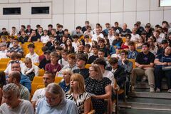 Do stredných škôl v Žilinskom kraji nastupuje takmer 30-tisíc žiakov. Pribudli nové odbory aj moderné technológie