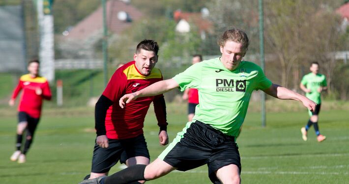 III. DOXXBET TRIEDA - Trnové a Dolný Hričov s päťgólovými výhrami